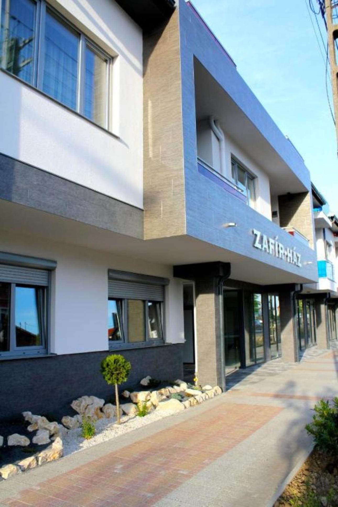 Zafir Apartman Sarvar Ngoại thất bức ảnh